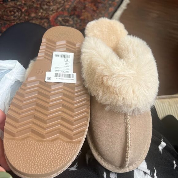 WOMEN'S ROSIES SLIPPERS - Picture 2 of 5